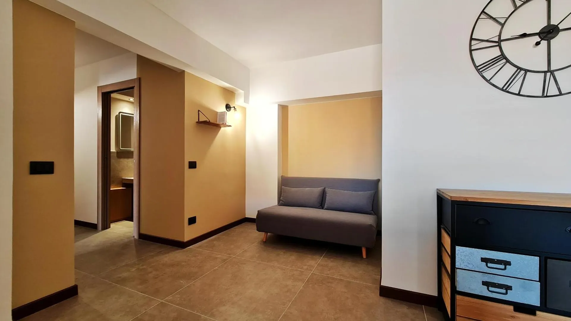 Apartment The Blue Ad Red Rooms Bagheria