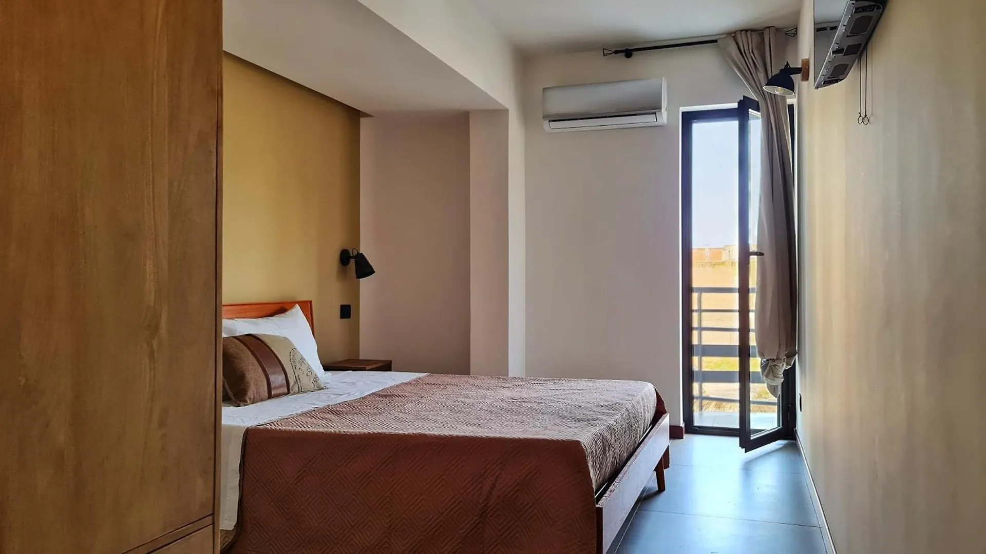 The Blue Ad Red Rooms Bagheria Apartment